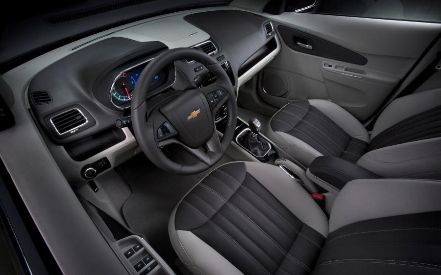  Chevrolet Cobalt Concept 2011 года  (фото 9 из 18)